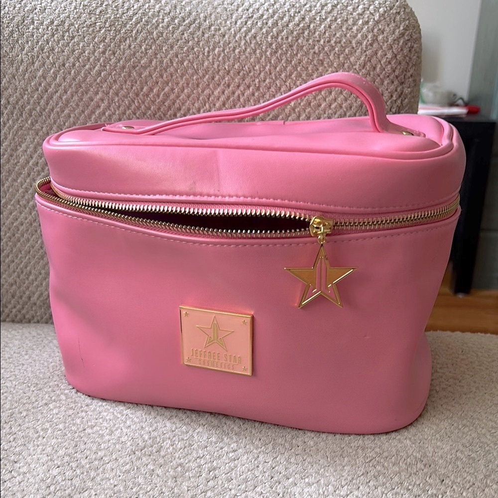⭐️Jeffree Star Collectible Pink Cosmetics Pouch - Picture 2 of 7